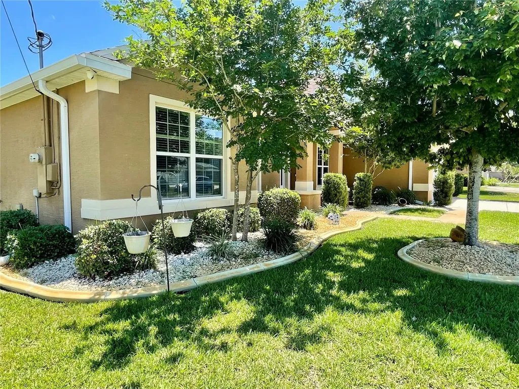 15 N Senseney Palm Coast FL 32164