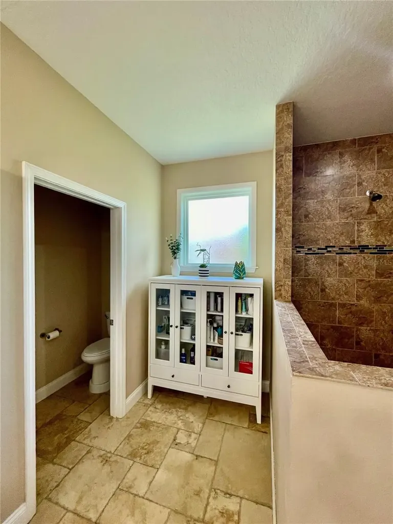 15 N Senseney Palm Coast FL 32164