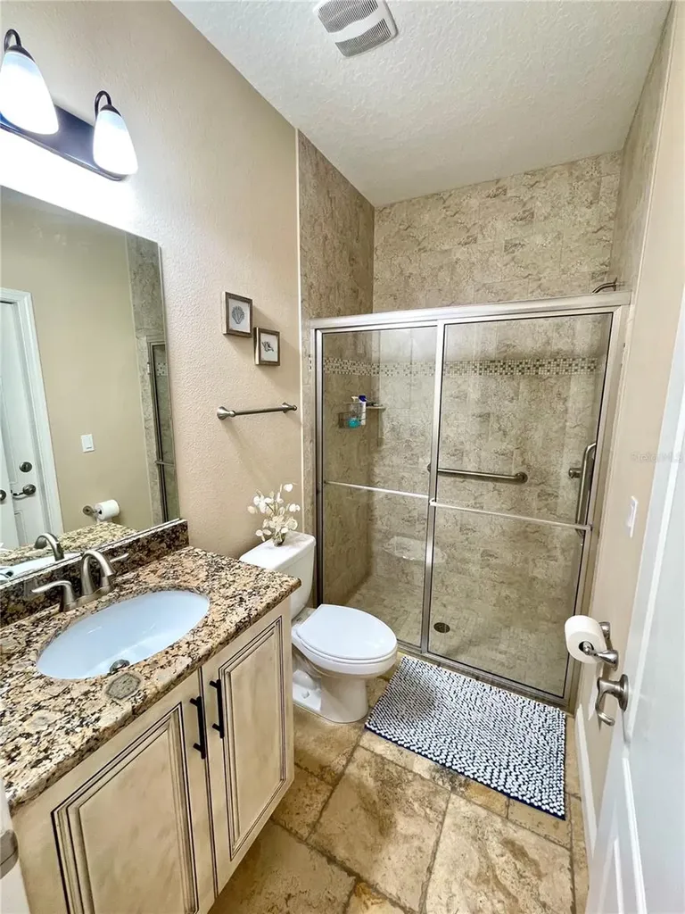 15 N Senseney Palm Coast FL 32164