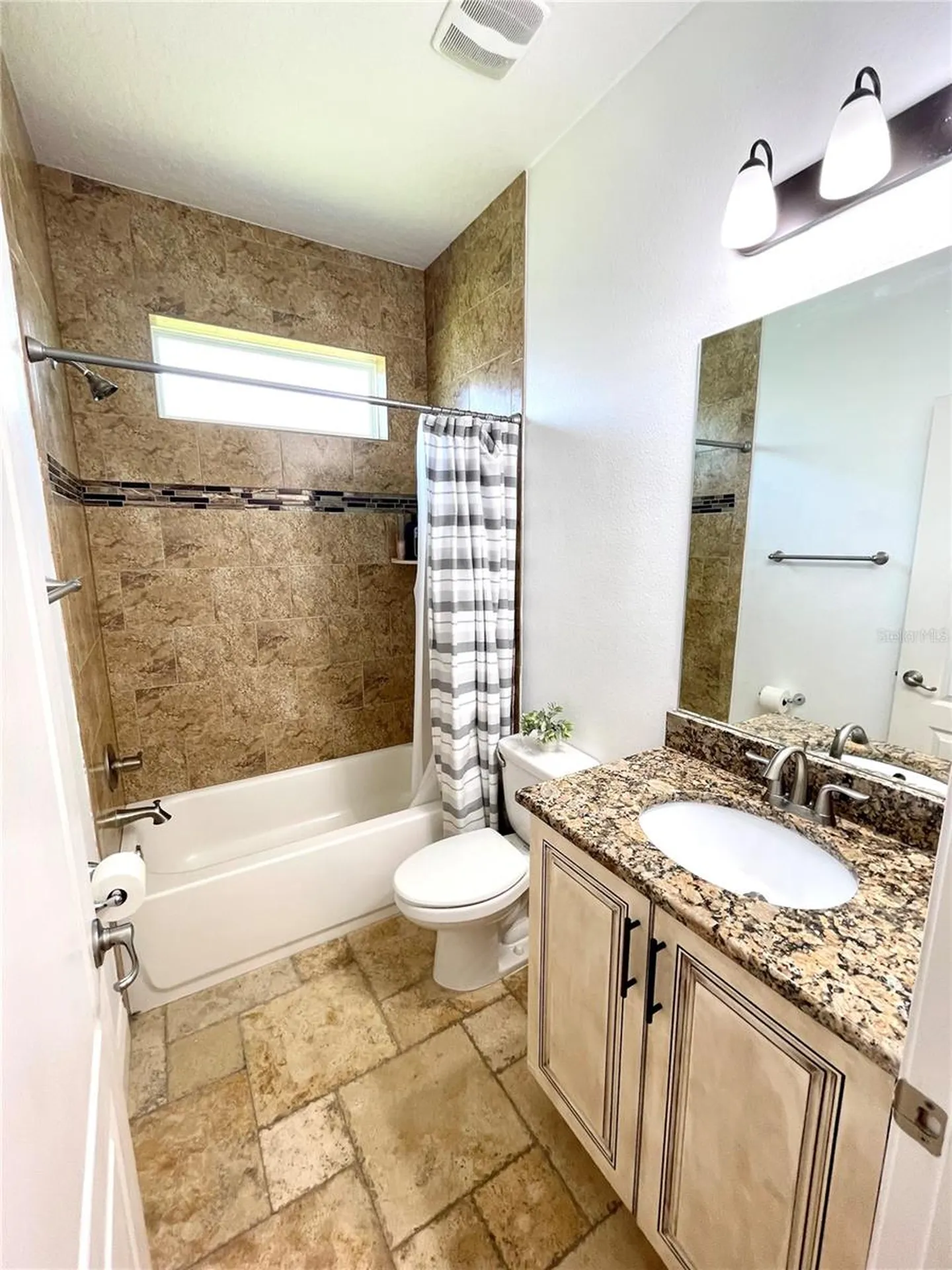 15 N Senseney Palm Coast FL 32164