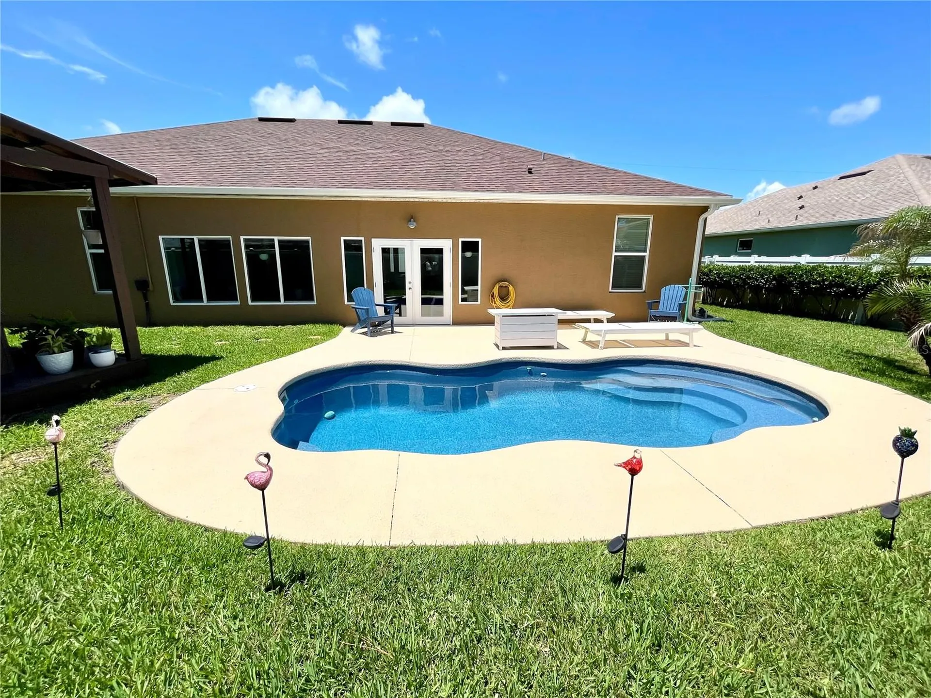 15 N Senseney Palm Coast FL 32164