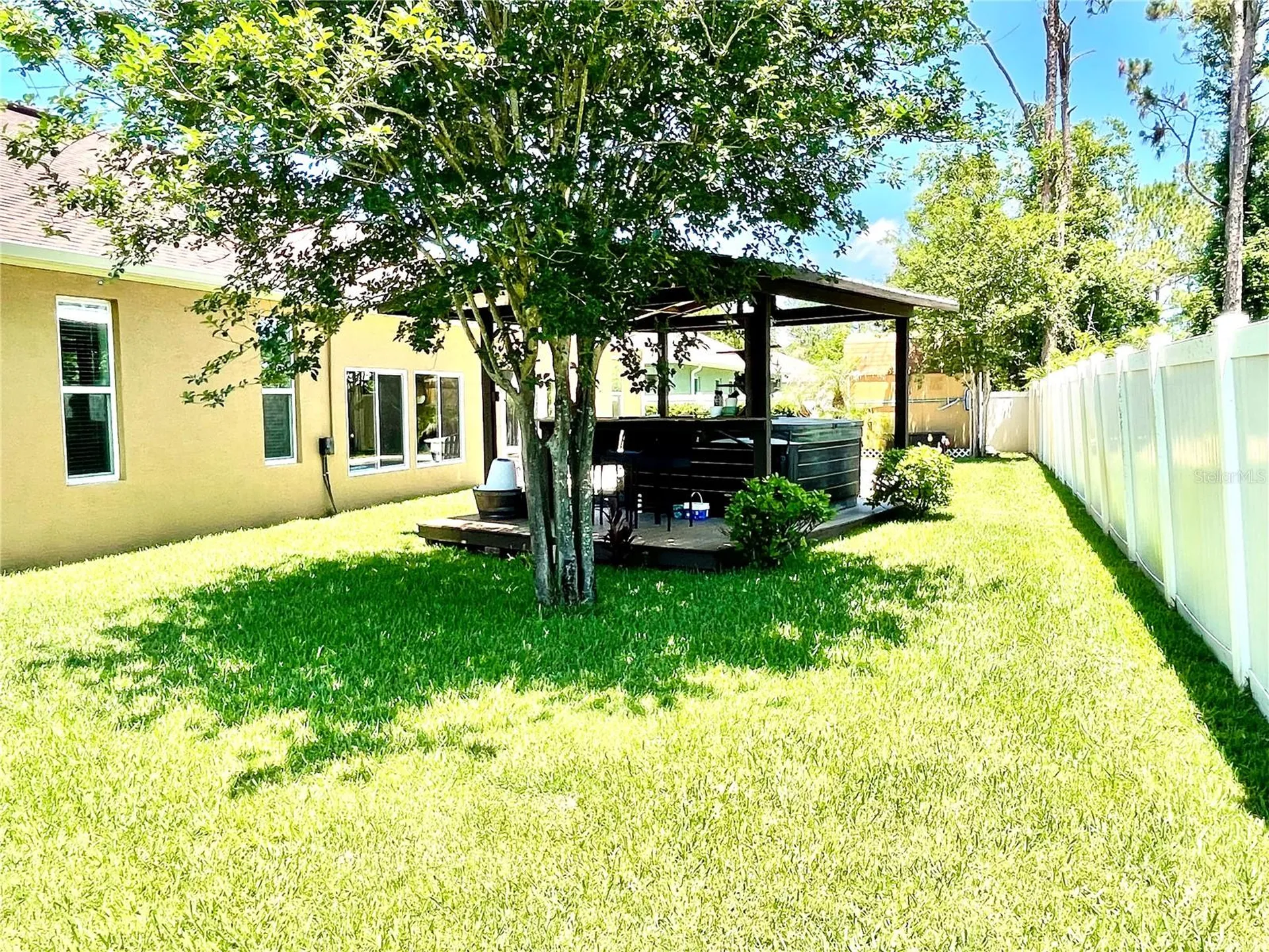 15 N Senseney Palm Coast FL 32164