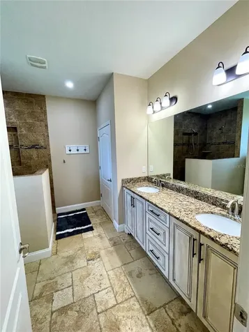 15 Senseney Palm Coast FL 32164