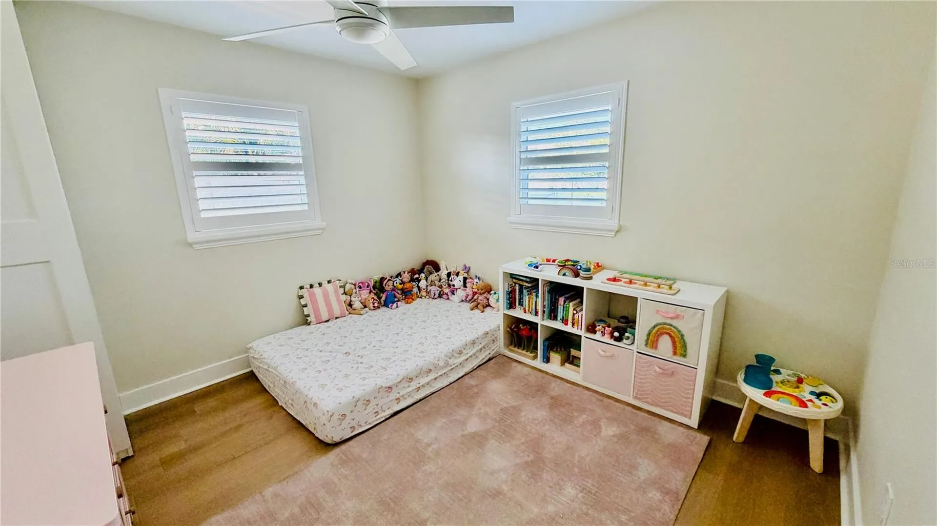 6073 Tanglewood Drive NE St Petersburg FL 33703