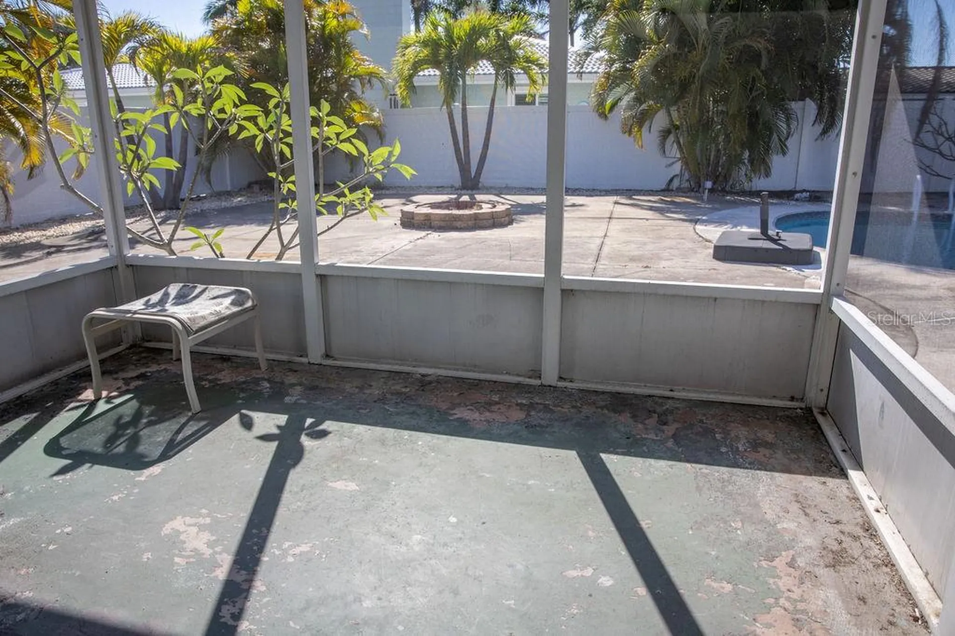 10126 E 4th Street E Treasure Island FL 33706