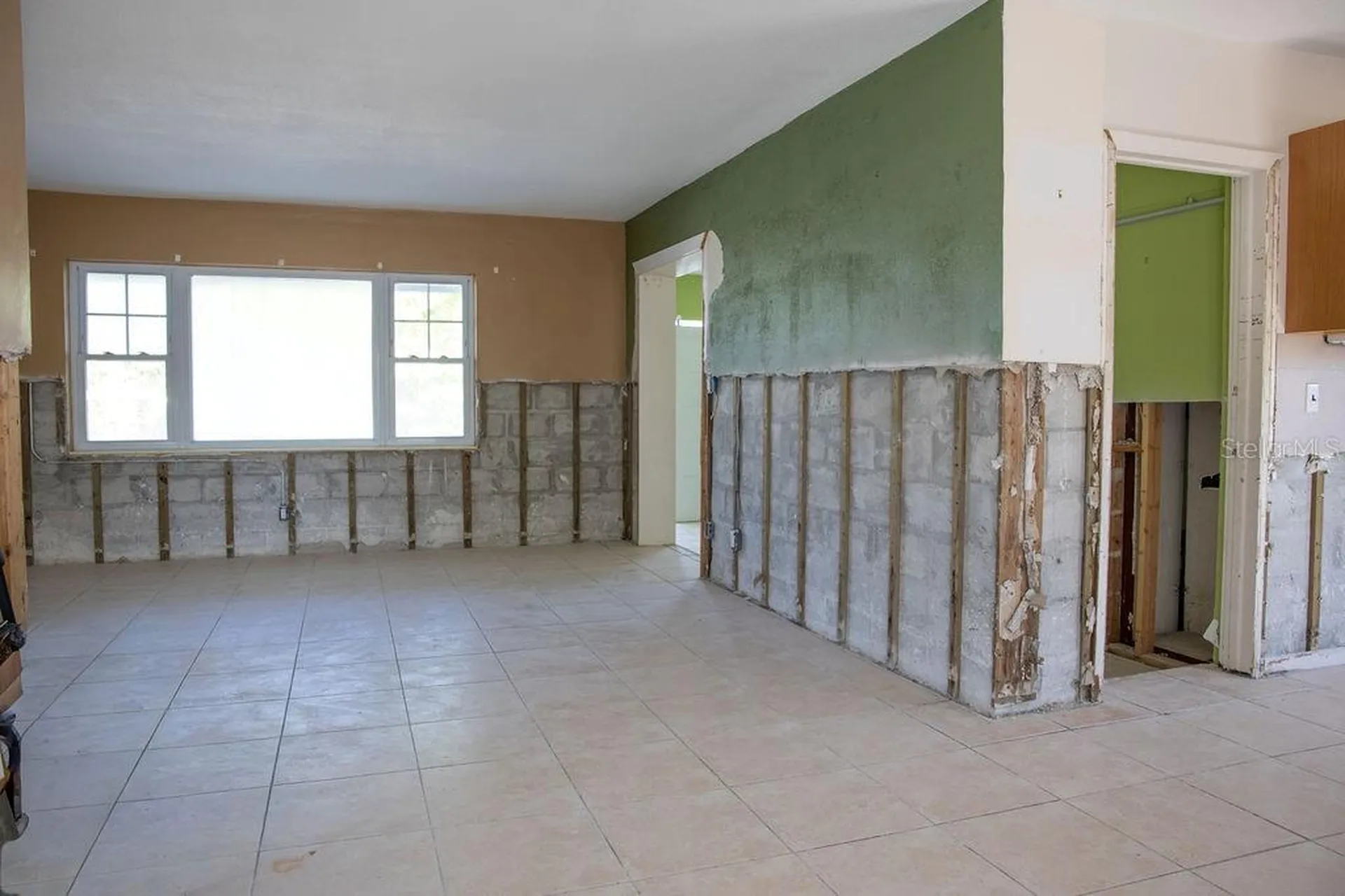 10126 E 4th Street E Treasure Island FL 33706
