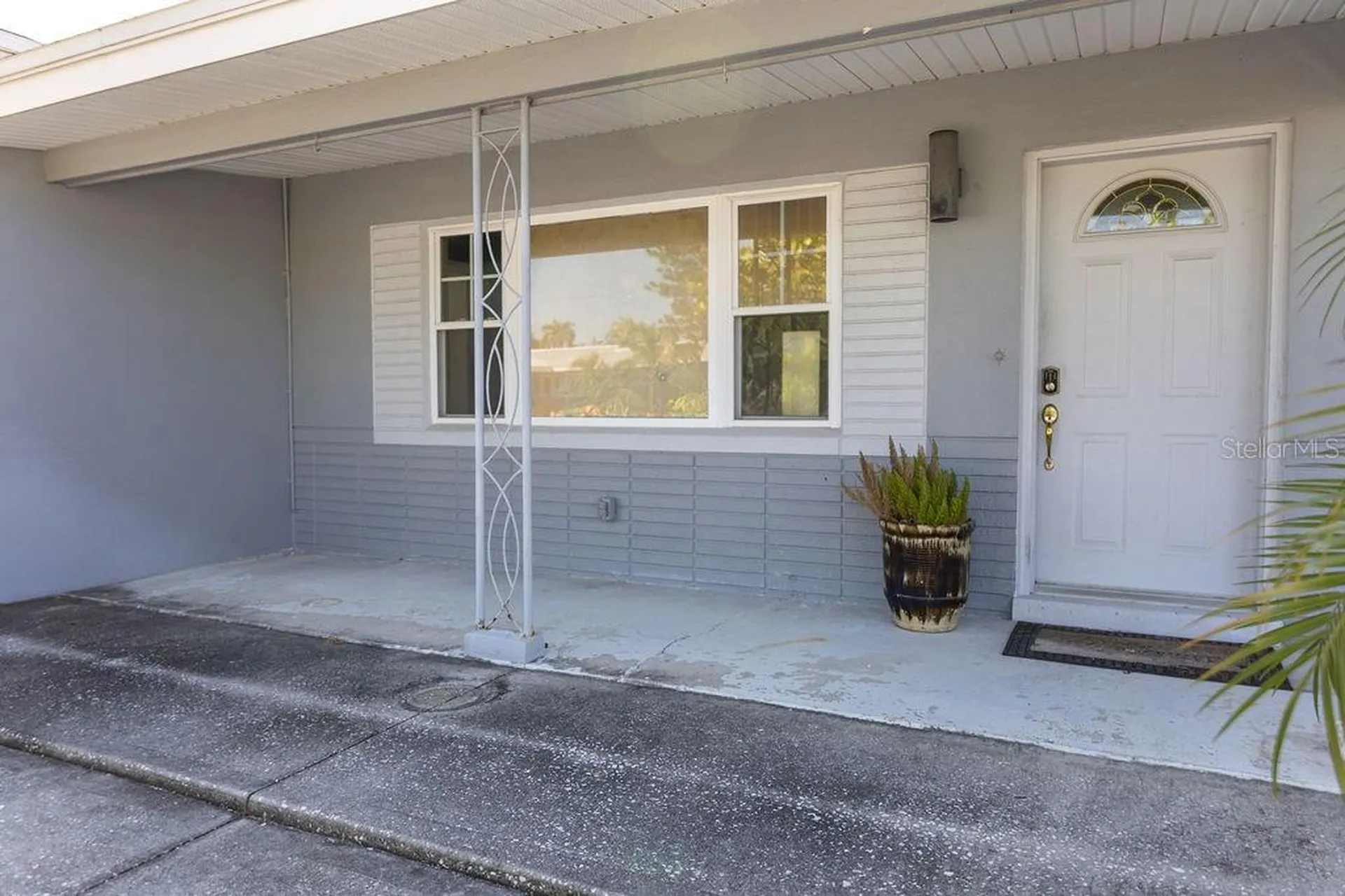 10126 E 4th Street E Treasure Island FL 33706