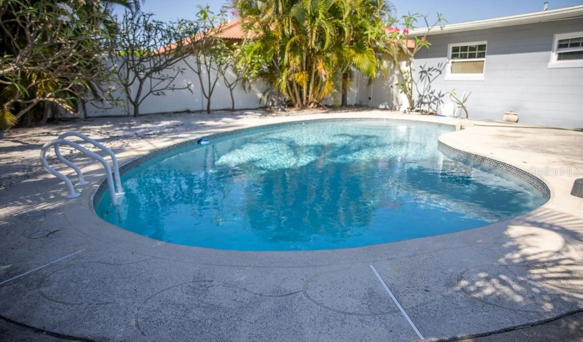 10126 E 4th Street E Treasure Island FL 33706