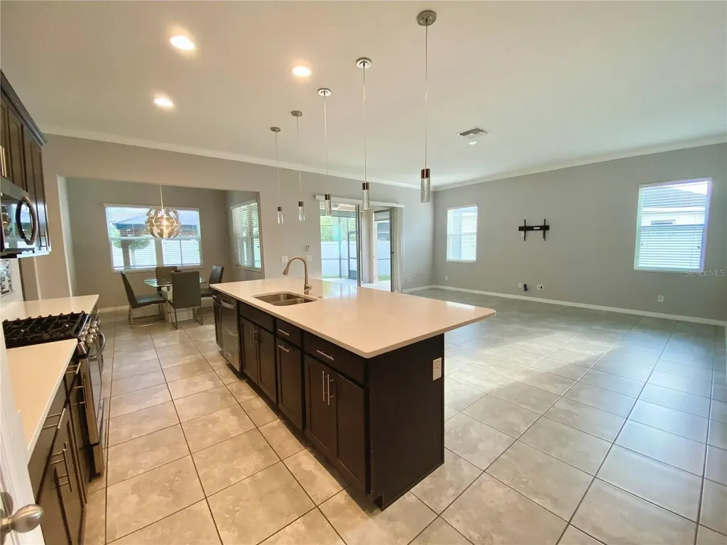 1015 Grand Hilltop Drive Apopka FL 32703