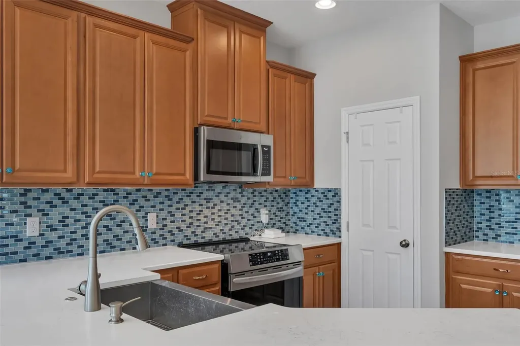 2384 Pearl Cider Street Orlando FL 32824