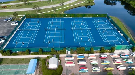 1011 Ibis Court Bradenton FL 34209