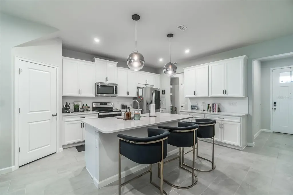 8518 Primrose Willow Place Odessa FL 33556