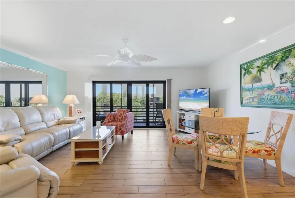 2729 N Beach Road Englewood FL 34223