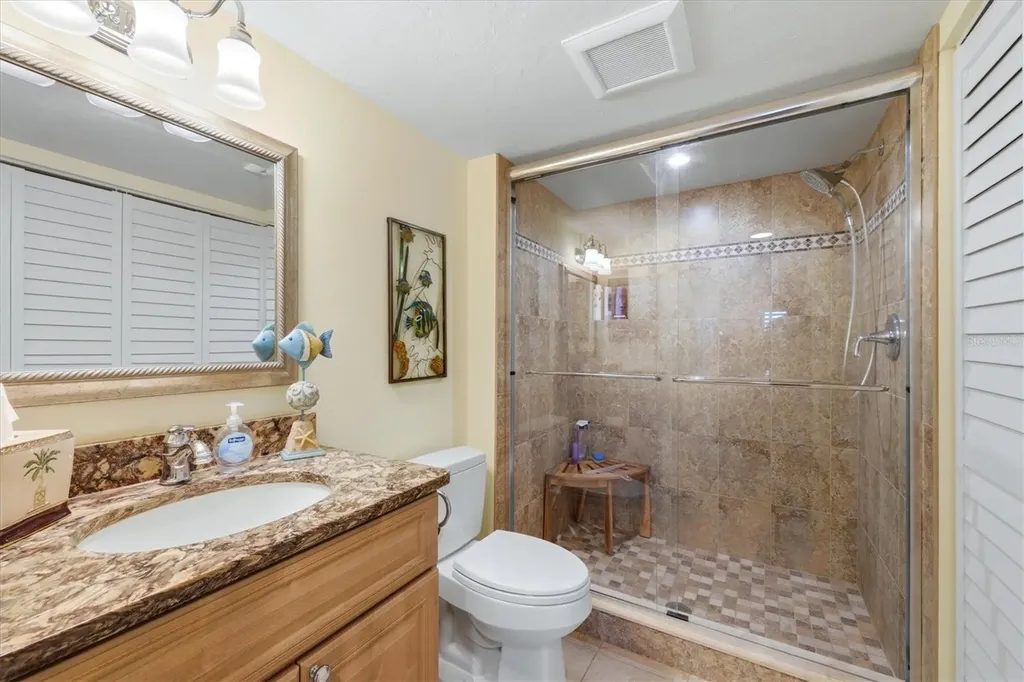 2729 N Beach Road Englewood FL 34223