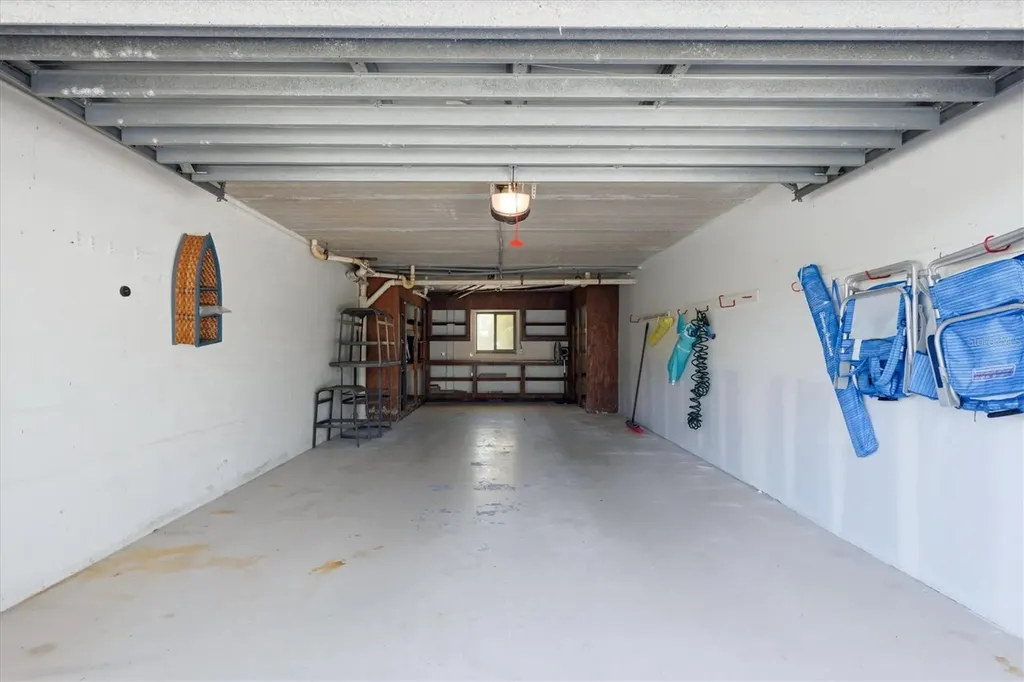 2729 N Beach Road Englewood FL 34223
