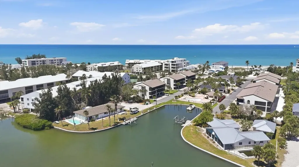 2729 N Beach Road Englewood FL 34223