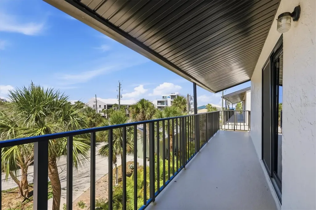2729 N Beach Road Englewood FL 34223