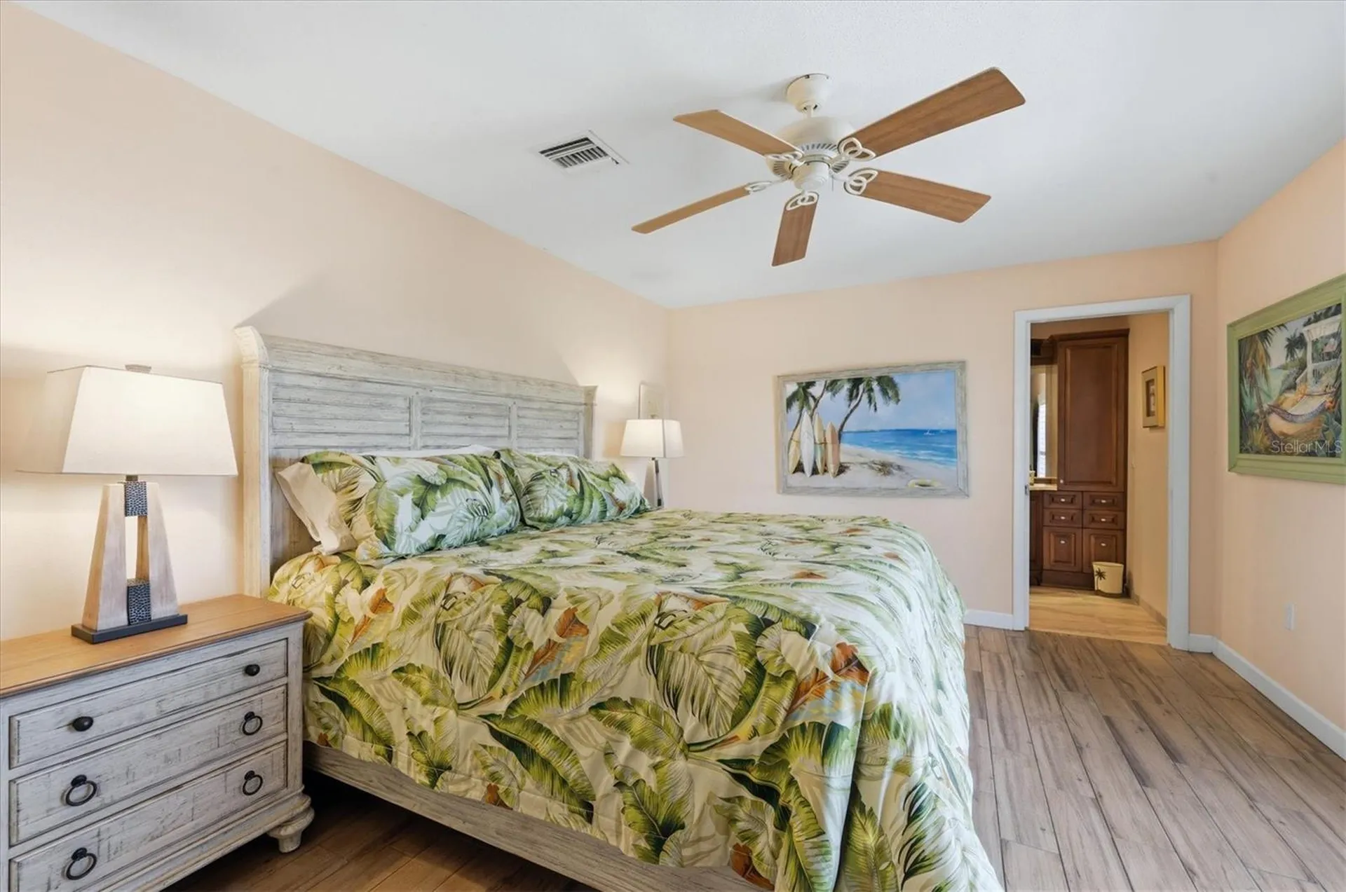 2729 N Beach Road Englewood FL 34223