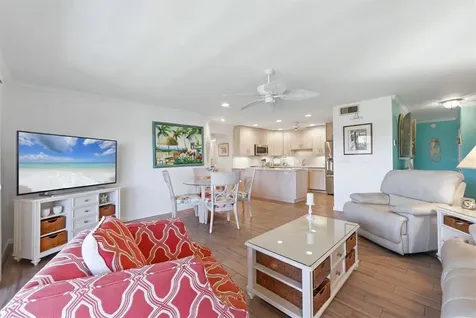 2729 N Beach Road Englewood FL 34223