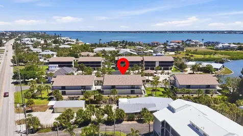 2729 N Beach Road Englewood FL 34223