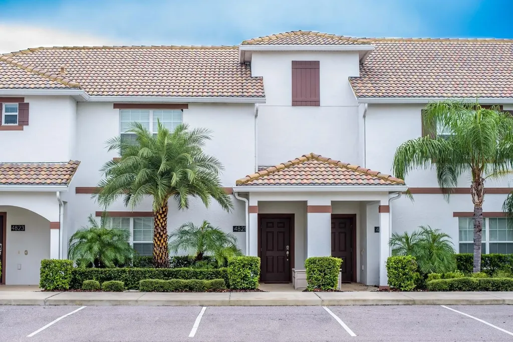 4821 Brier Rose Lane Kissimmee FL 34746