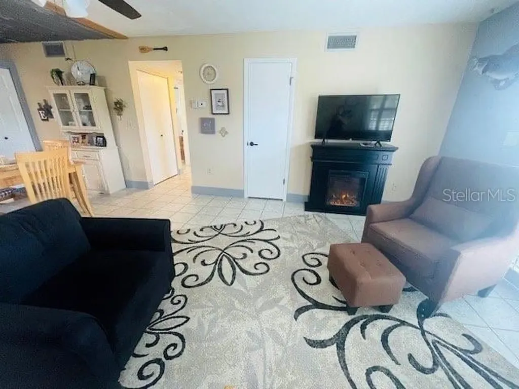 1640 Juno Trail Astor FL 32102