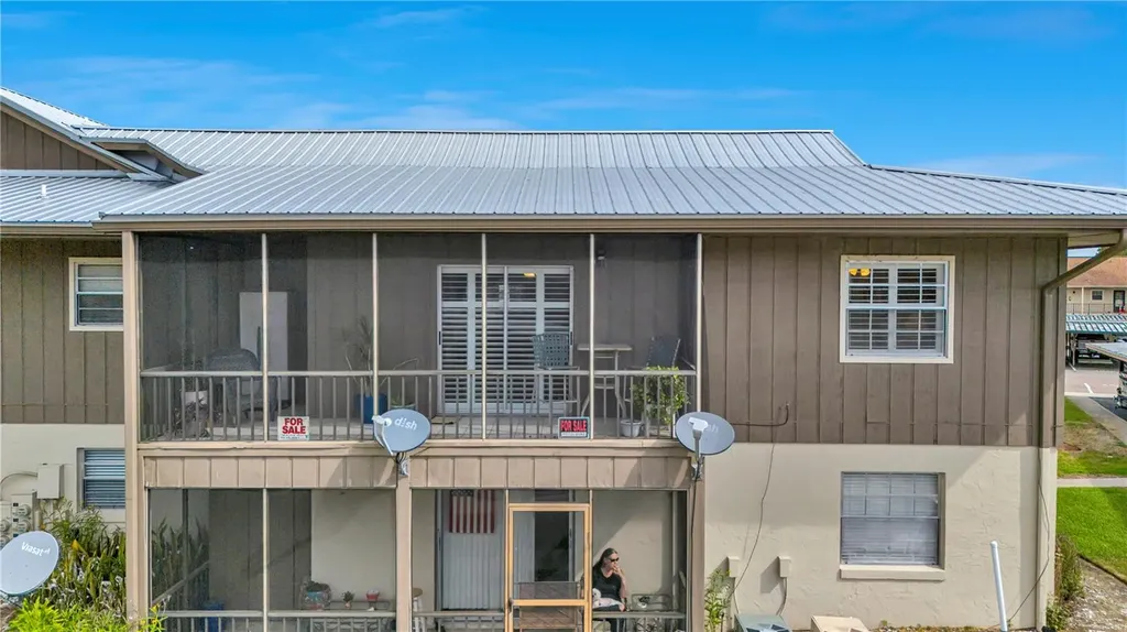1640 Juno Trail Astor FL 32102