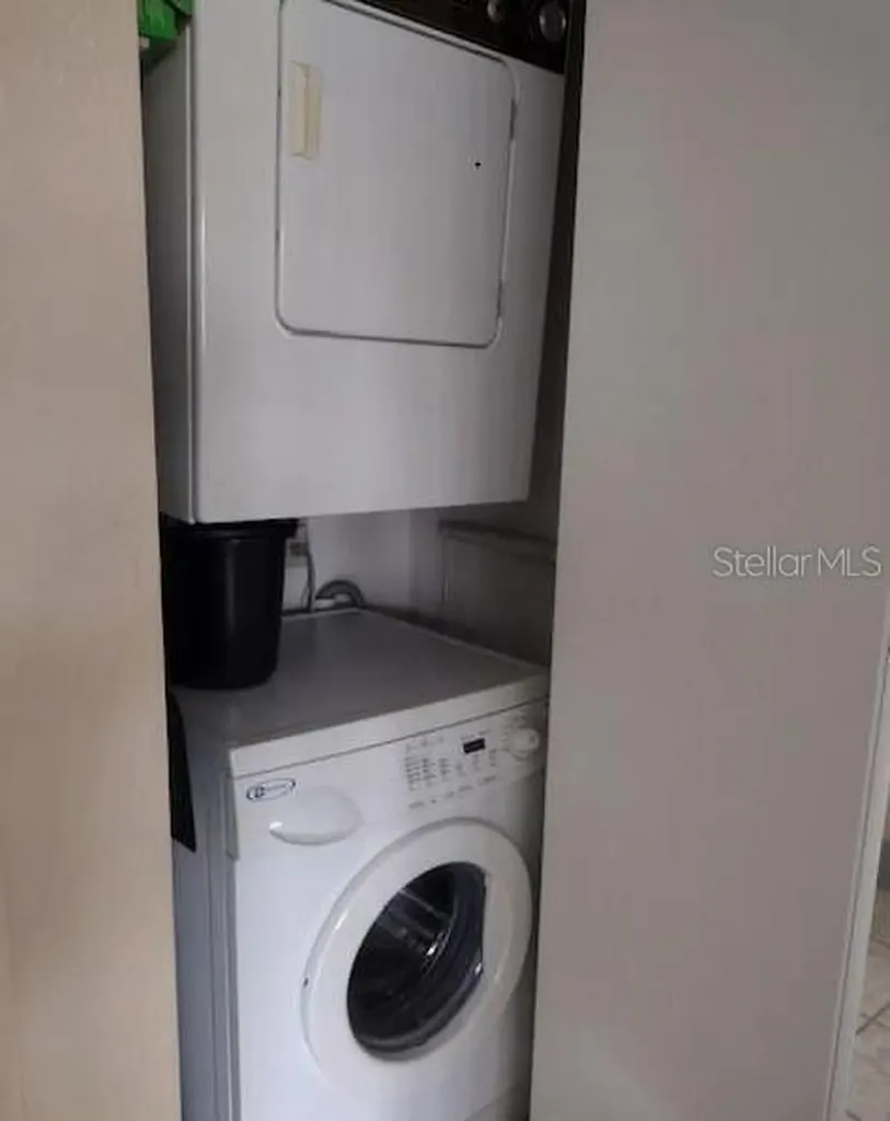 1640 Juno Trail Astor FL 32102