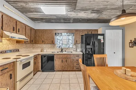 1640 Juno Trail Astor FL 32102