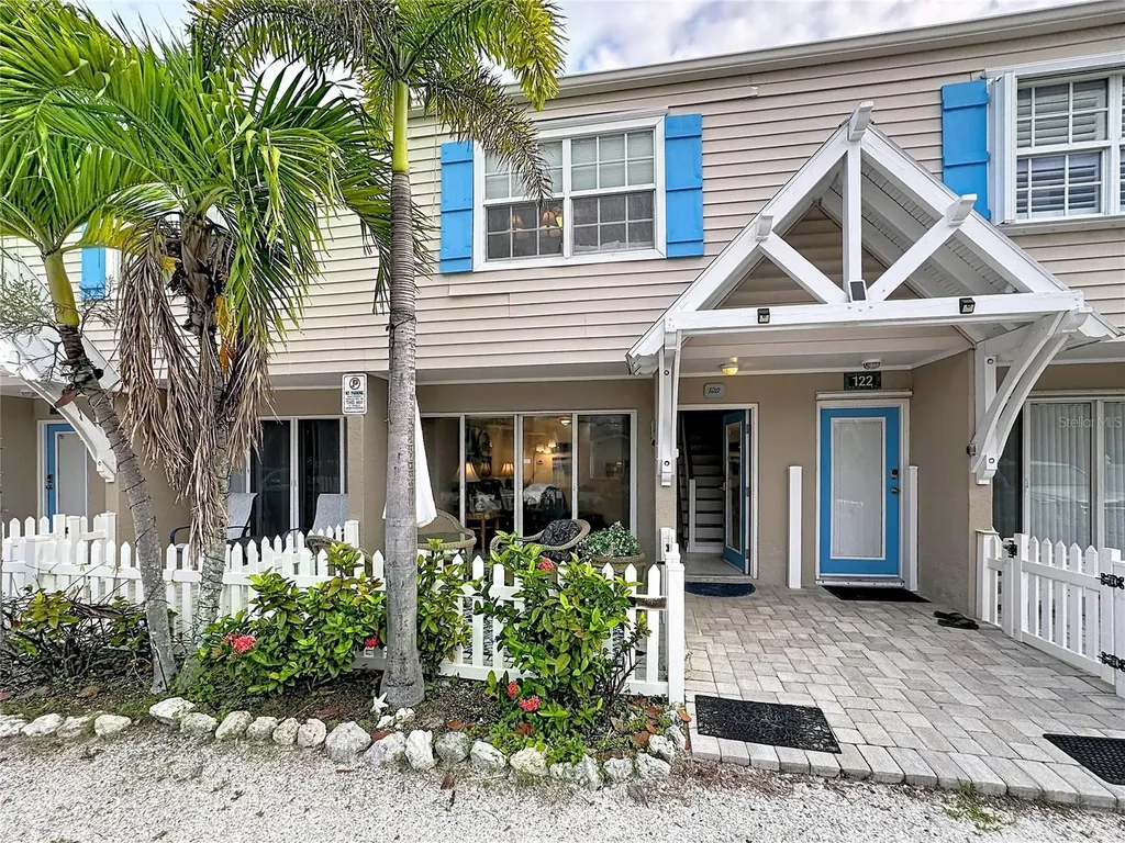 120 52nd Street Holmes Beach FL 34217