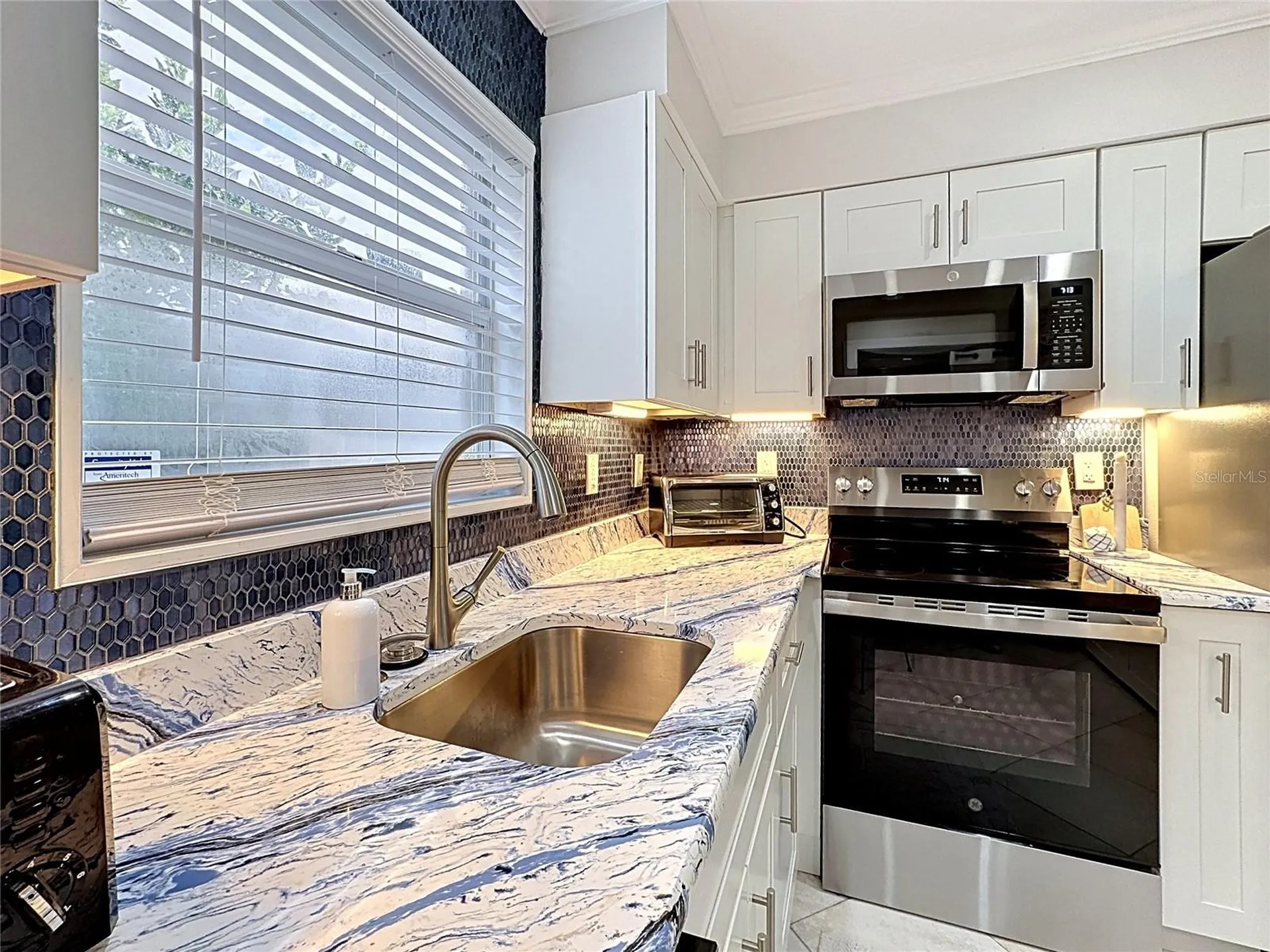 120 52nd Street Holmes Beach FL 34217