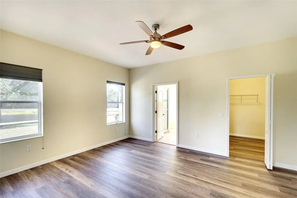 1450 Blue Horizon Circle Bradenton FL 34208