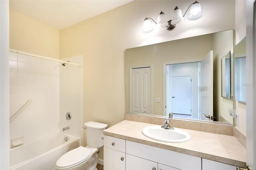 1450 Blue Horizon Circle Bradenton FL 34208