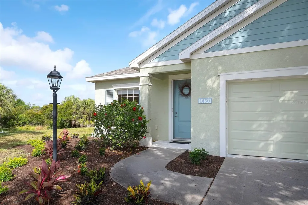 1450 Blue Horizon Circle Bradenton FL 34208