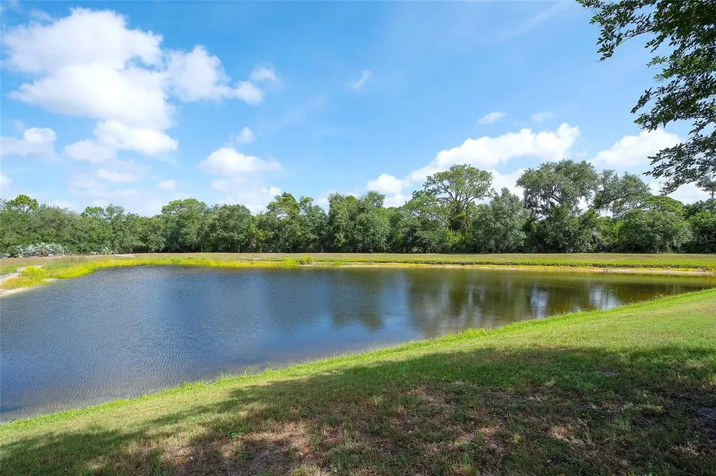 1450 Blue Horizon Circle Bradenton FL 34208