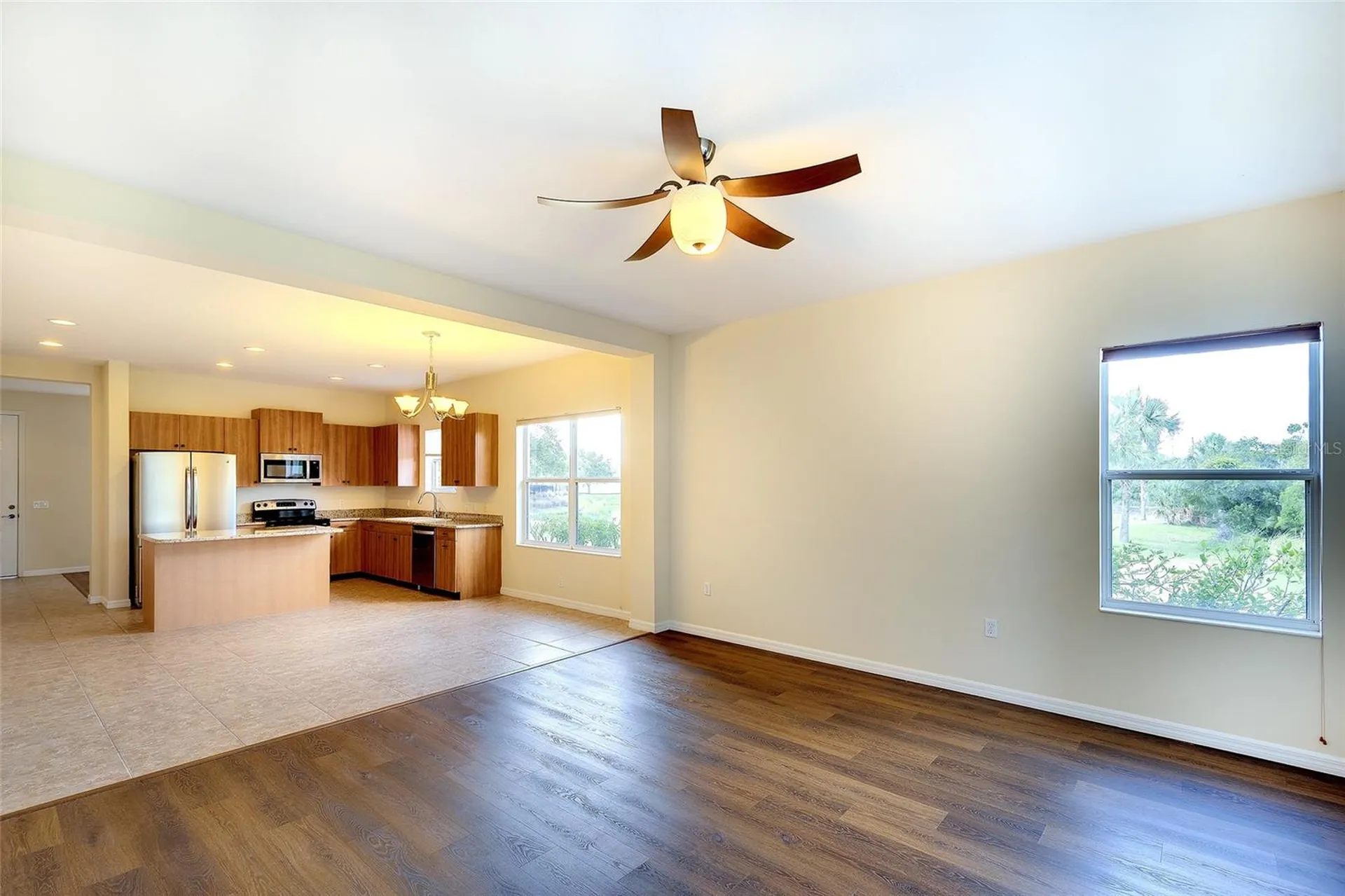 1450 Blue Horizon Circle Bradenton FL 34208