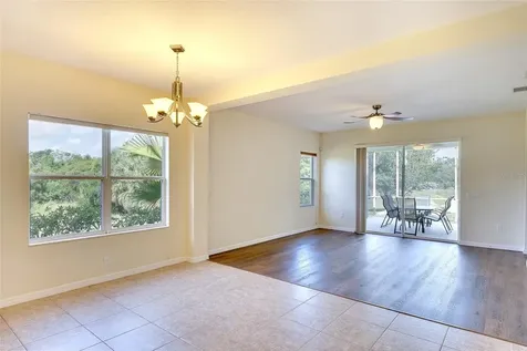 1450 Blue Horizon Circle Bradenton FL 34208