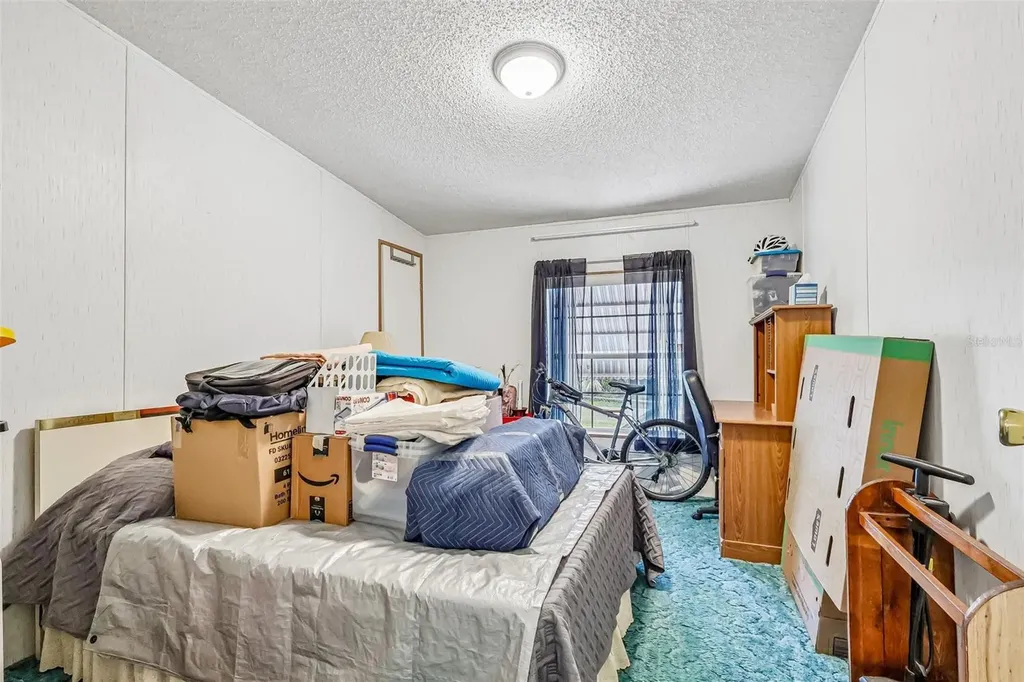 2903 Cr 426e Lake Panasoffkee FL 33538