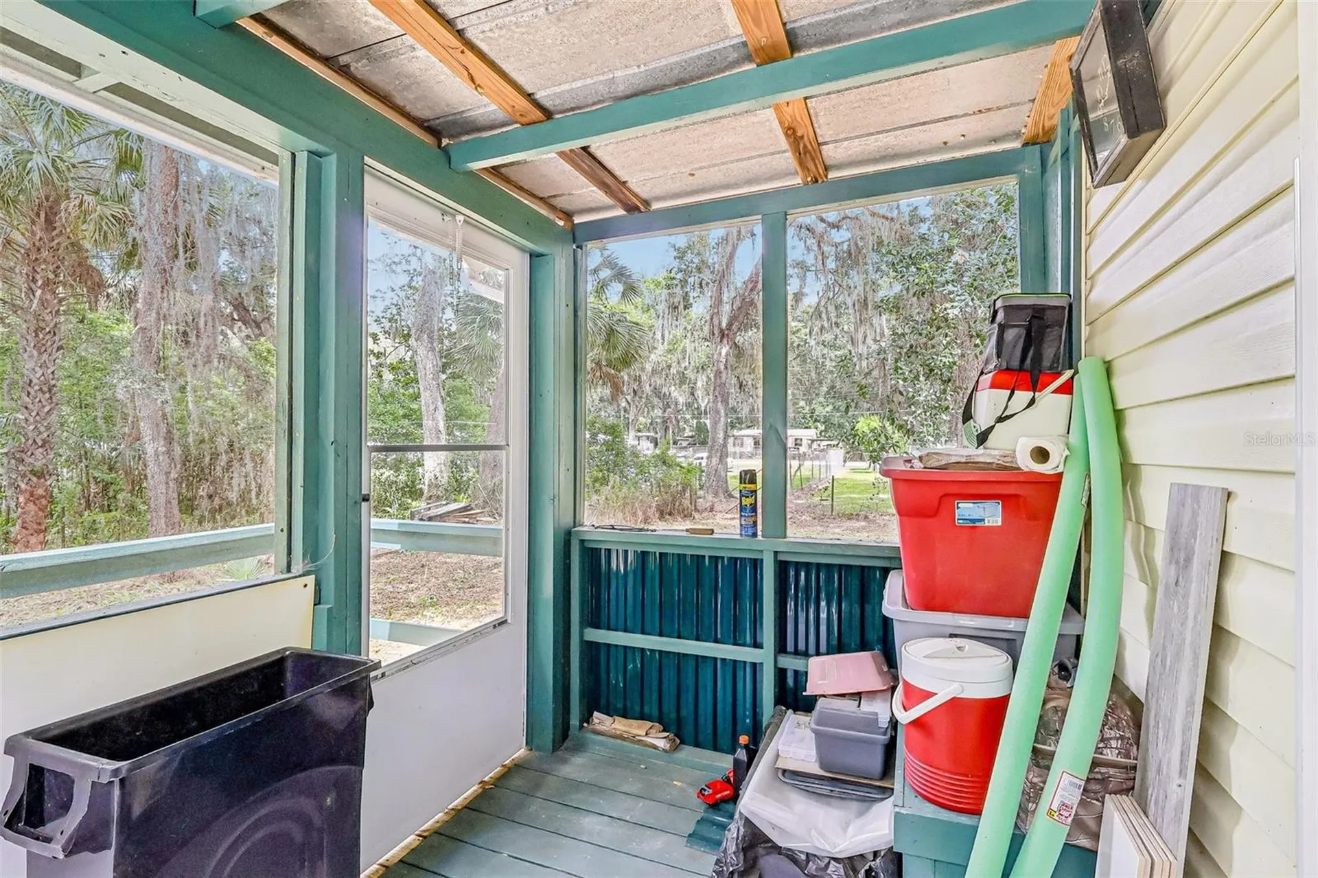 2903 Cr 426e Lake Panasoffkee FL 33538