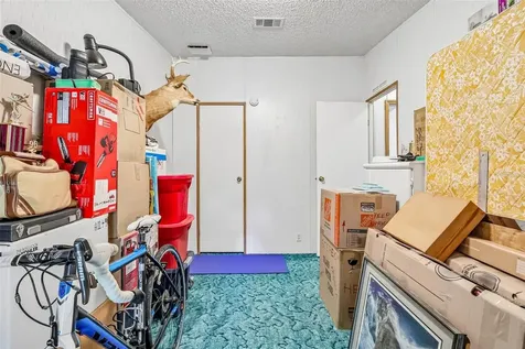 2903 Cr 426e Lake Panasoffkee FL 33538