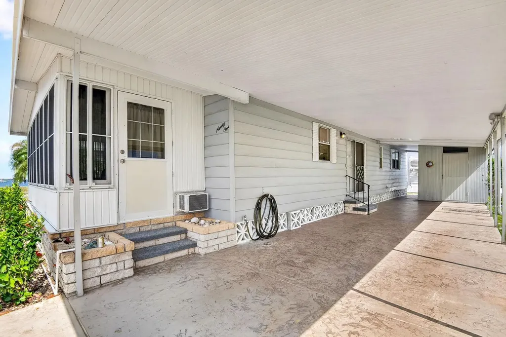 91 Caballo Way Bradenton FL 34209