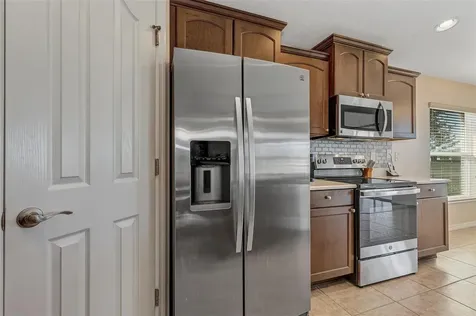 27103 Roanoke Drive Leesburg FL 34748