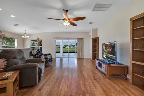 27103 Roanoke Drive Leesburg FL 34748