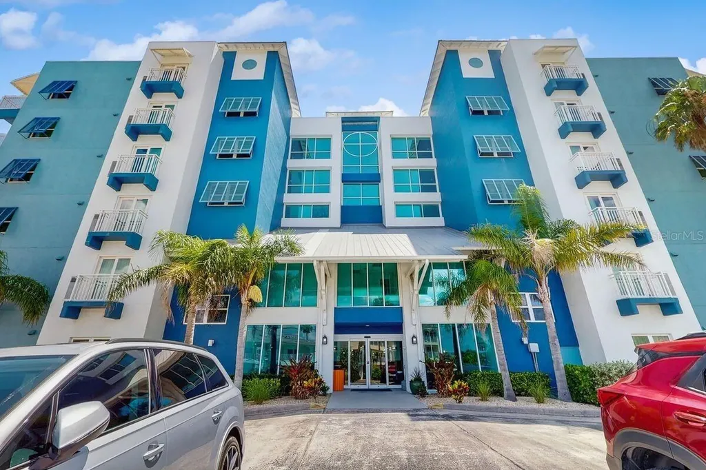 611 S Atlantic Avenue New Smyrna Beach FL 32169