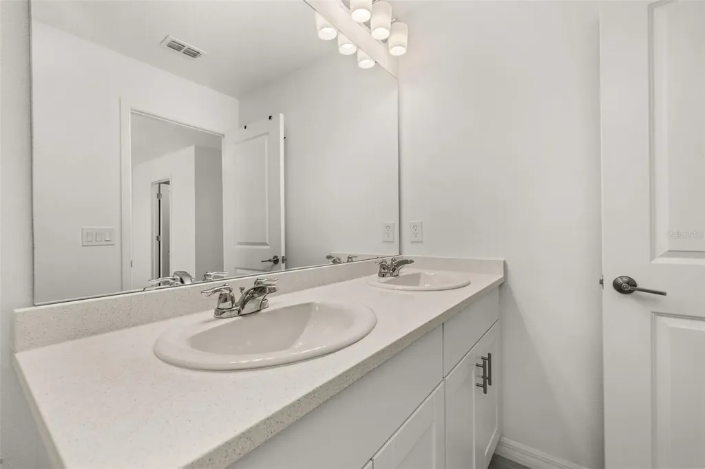 3575 Landing Net Drive Kissimmee FL 34746