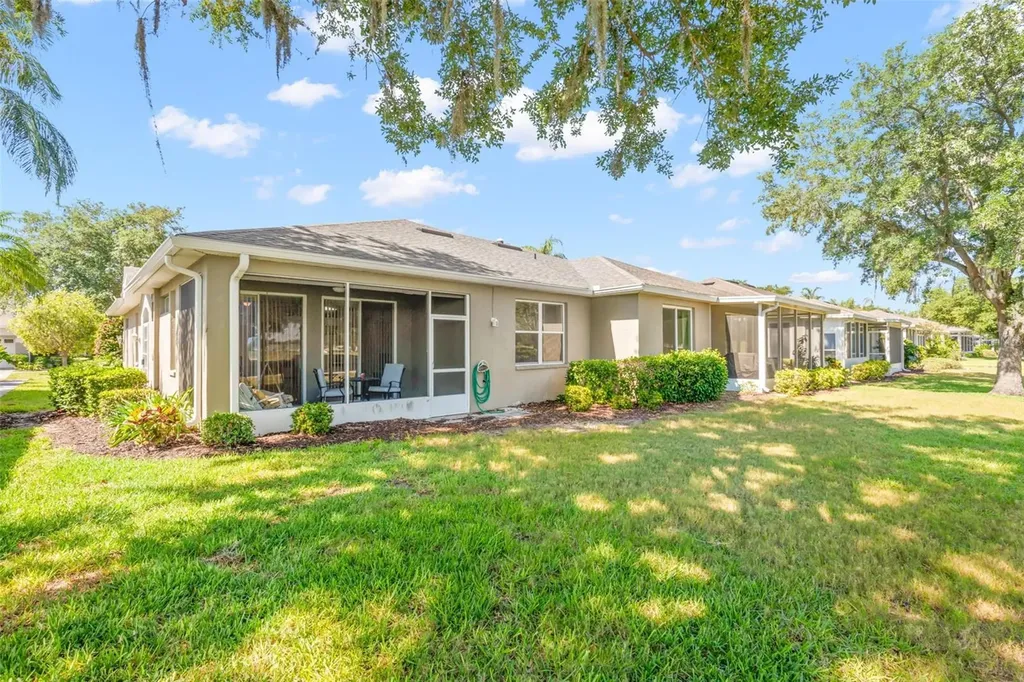 2129 Acadia Greens Drive Sun City Center FL 33573