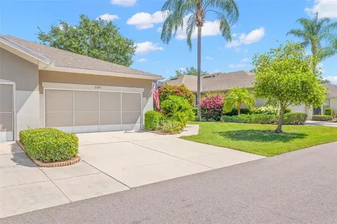 2129 Acadia Greens Drive Sun City Center FL 33573
