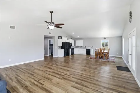 9560 N Parkwood Avenue Dunnellon FL 34433