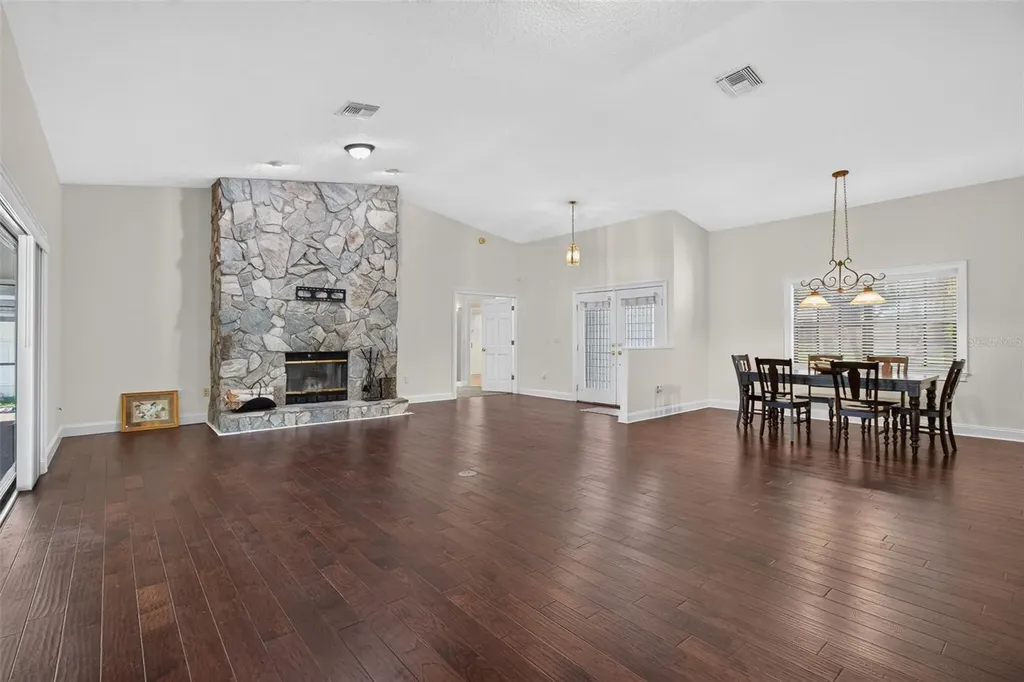 2135 Vance Avenue Palm Harbor FL 34683
