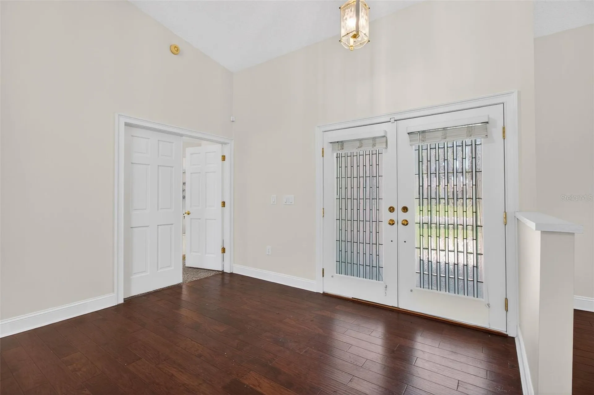 2135 Vance Avenue Palm Harbor FL 34683